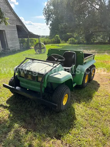 John Deere Gator 6x4