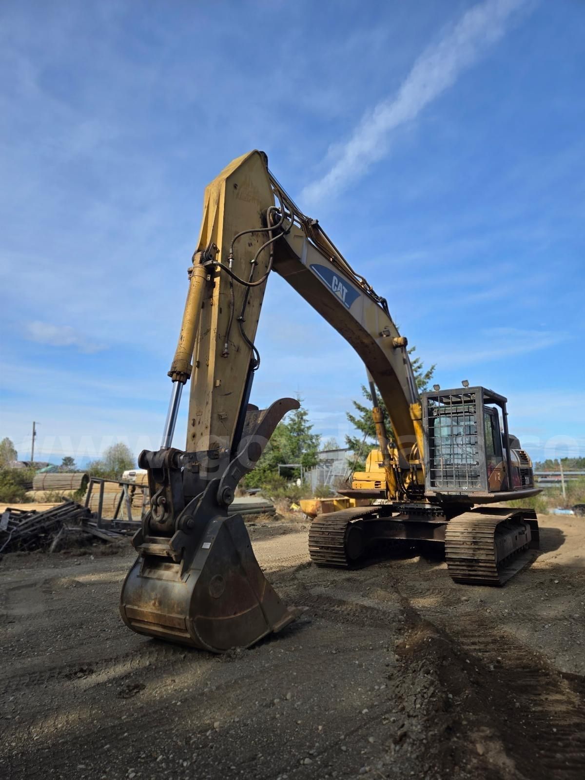 2006 Caterpillar 330D L