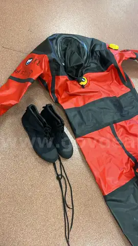 5 DUI CXO Drive Suits