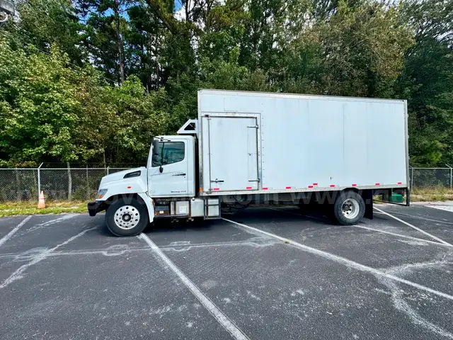 2018 Hino Conventional Cab