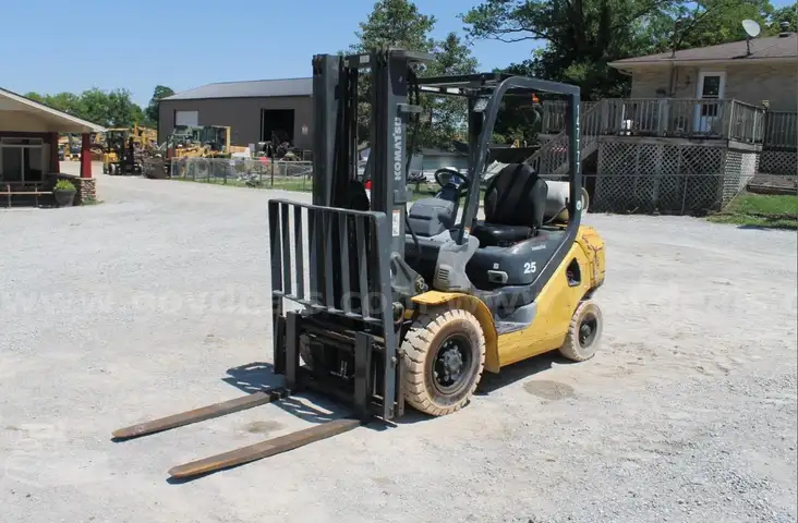 2015 Komatsu FG25HT-16 Forklift