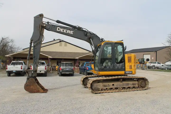 2018 John Deere 135G Crawler Mounted Hydraulic Excavator