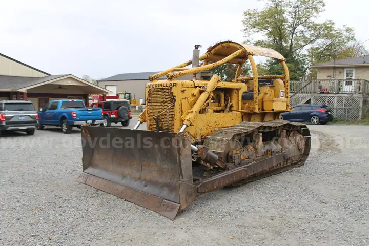 1970 Caterpillar D6C Crawler Dozer