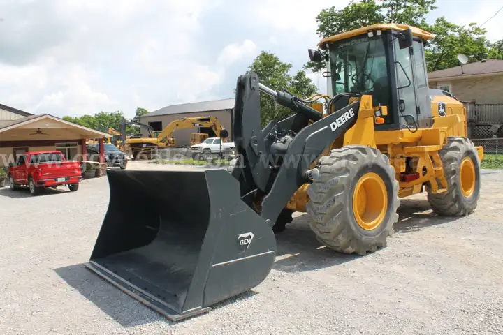 2021 John Deere 544 P-Tier 4WD Articulated Wheel Loader