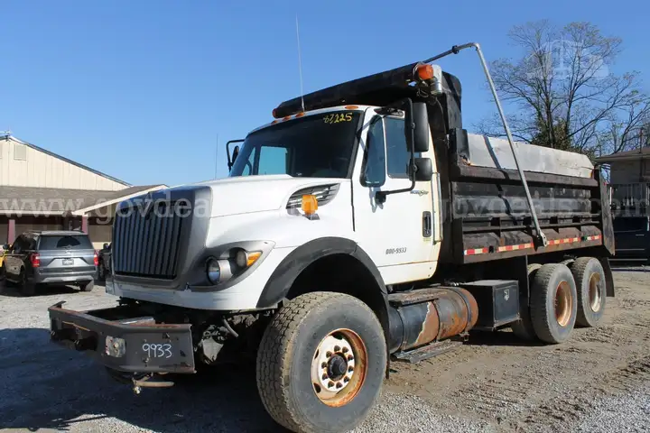 2008 International WorkStar 7600 T/A Dump Truck