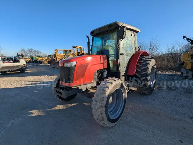 2012 Massey Ferguson 2660 HD 4WD Farm Tractor