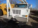 2001 International 4700 S/A Bucket Truck w/Altec AM900 Articulating Boom