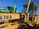1986 Deere 670B Articulated Motor Grader