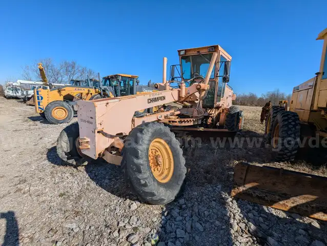 1994 Champion 710A Series III Articulated Motor Grader