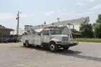 2001 International 4700 S/A w/ 2001 Altec AM900 Bucket Truck