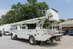 2001 International 4700 S/A w/ 2001 Altec AM900 Bucket Truck