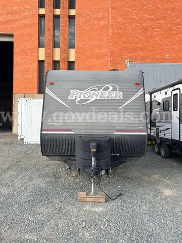 2019 Forest River Salem SBT312qbud / Tandem Axle Camper