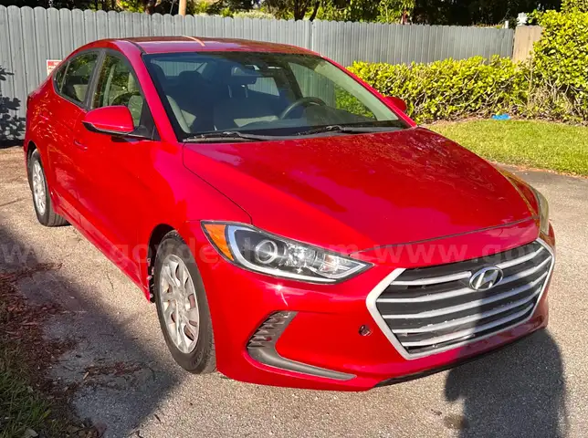 one prevo2017 Hyundai Elantra SE 6AT