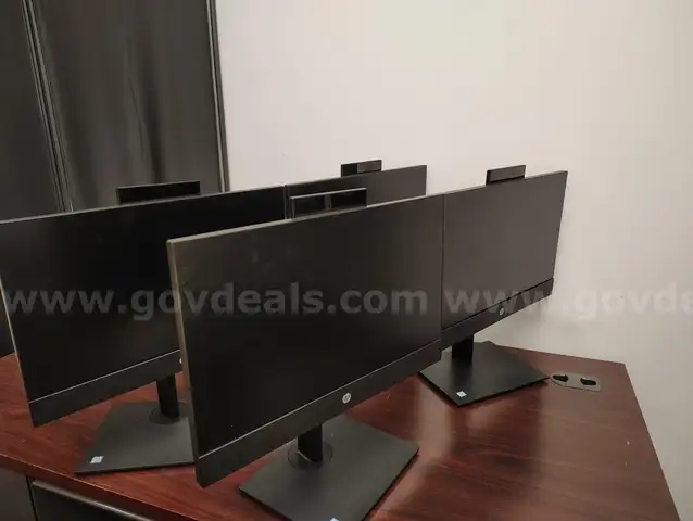 LOT OF (12) VARIOUS Model All IN ONE COMPUTERS WITH WINDOWS 11 PRO IN NON TOUCH WORKING CONDITION