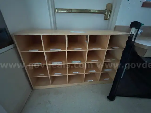 Qty 1 Lakeshore Wooden 25 Cubby Storage Shelf