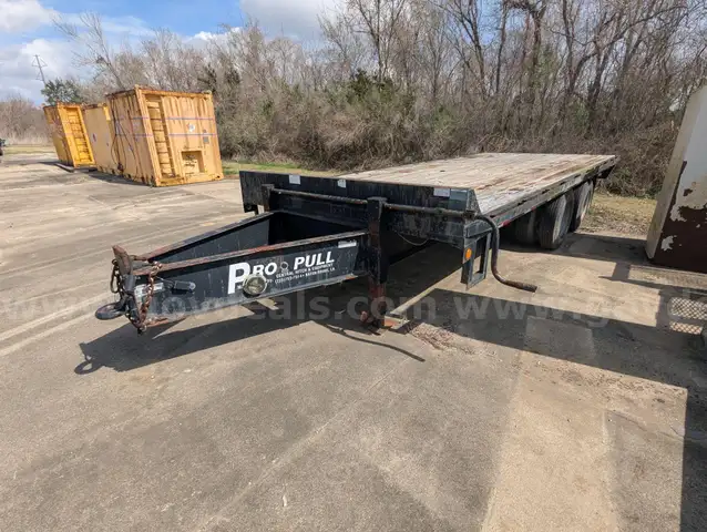 2011 Central Hitch & Equipment Pro Pull T/A Flatbed Trailer