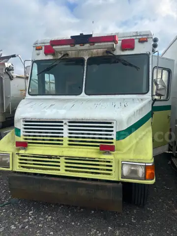 2000 hazmat truck w/on board generator