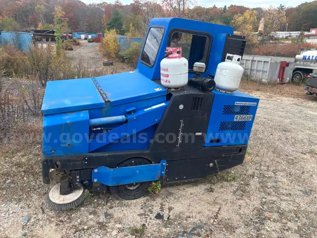 American Lincoln Sweeper