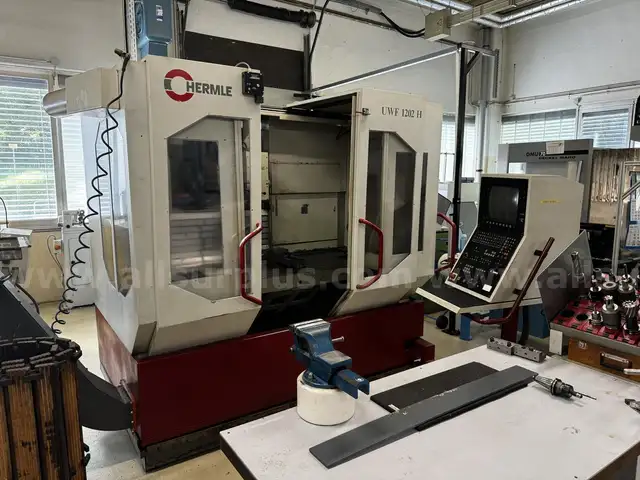Hermle UWF 1202 H CNC Universal Milling/Drilling Machine
