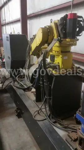 1997 Fanuc Arc Mate 120 Lincoln Robot Welder