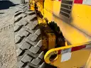 2001 New Holland RG140 Articulated Motor Grader