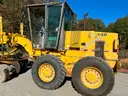 COUNTY UNIT 2001 New Holland RG140 Articulated Motor Grader