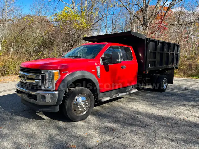 2017 Ford F-550 Diesel 4x4 Dump Truck