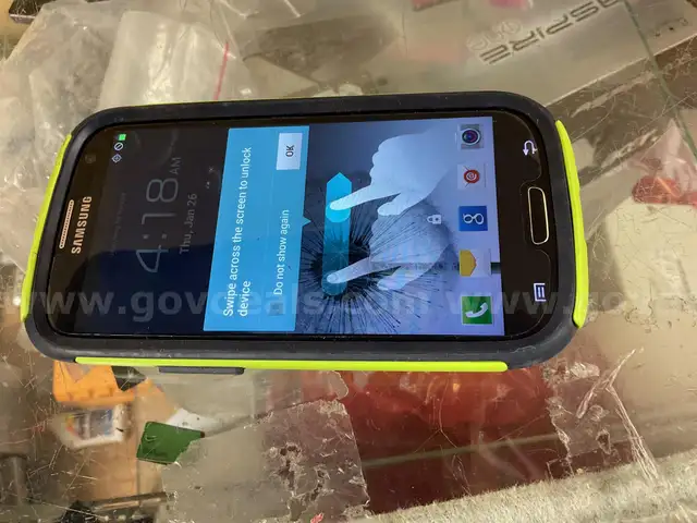 A lot of 100 Samsung Galaxy S3 16GB Smartphone Verizon, 4G LTE, Touchscreen, Android