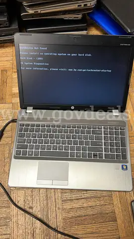 A lot of 27 mixed windows laptops all power on i3/i5/i7 from 2nd, 3rd and 4th gen