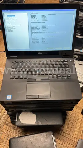 A lot of 22 Dell latitude laptops no HDD