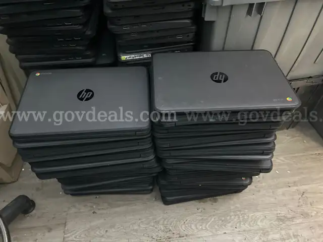 Alot of 44  HP Chromebook 11 G4 11.6" 