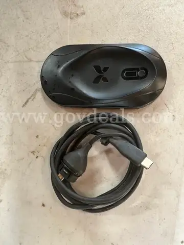 A lot of 100 Wireless Charger Butterfly iQ+ For use wtih Butterfly iQ With Type C