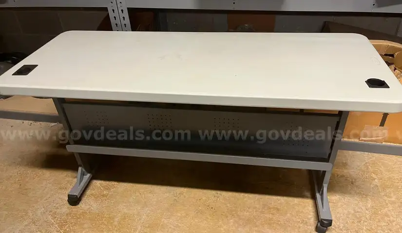 LOT of 9 Tables in School Setting