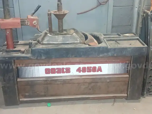 Tire Changing Machine
