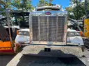 2002 Peterbilt 378 T/A Day Cab Truck Tractor