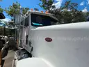 2002 Peterbilt 378 T/A Day Cab Truck Tractor