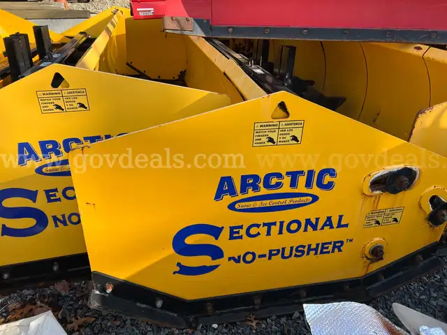 2017 Arctic 14 HDPA Sectional Sno-Pusher