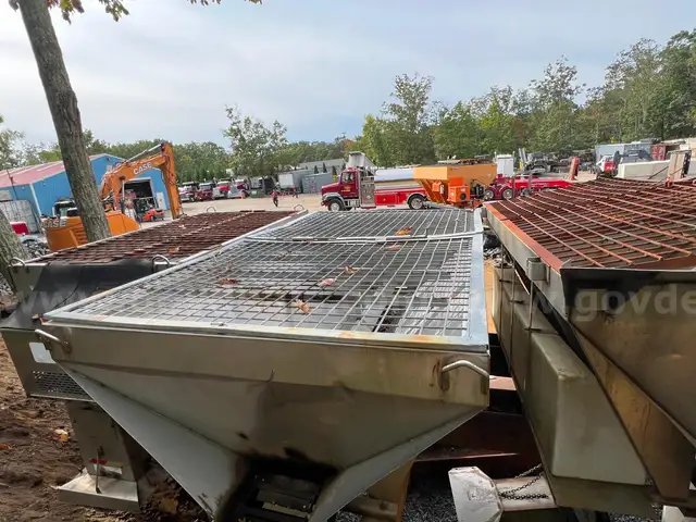 2013 Smith MD-10-DF Salt Spreader