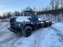2000 Mack DM688SX Roll Off T/A Tractor Truck
