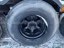 2000 Mack DM688SX Roll Off T/A Tractor Truck