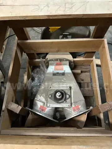 Blade Diverter Valve, Stainless Steel, MFG: The Young Industries, Qty 1