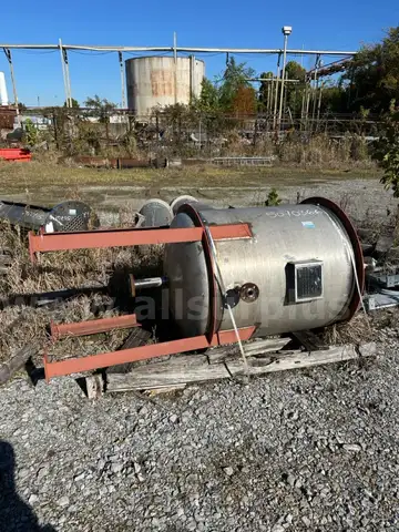 Vertical Pressure Vessel, MFG: Plant Maintance Service Corp, Qty 1