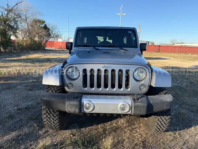 2015 Jeep Wrangler Unlimited Sahara 4WD