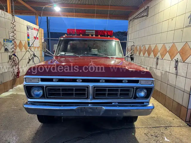 1976 FORD F350 FIRE TRUCK