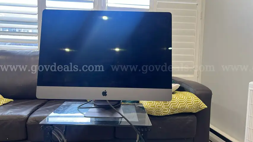 iMac Pro 3Ghz 10-core Intel Xeon W 64gb ram 1TB SSD 27&#x22; 5k retina display space gray A Grade