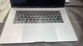 MacBook pro i9 16gb 1TB ssd 15" year 2018