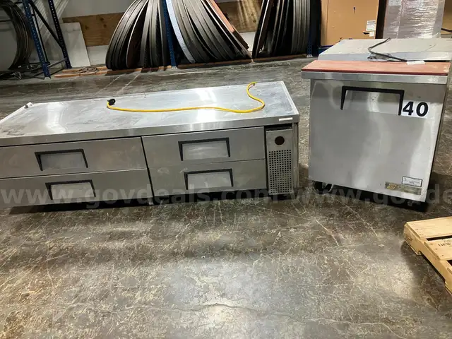 Commercial Coolers Grocery Convenience Store Restaurant Food Service Equipment lot of 2