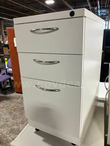 Metal 3 - Drawer Base Cabinets Home Office Workshop Business lot of 8