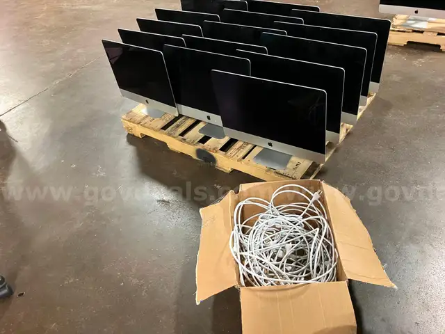 APPLE Desktop AIO Computers Model A1418 lot of 15 Home Office Business School Equipment