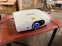 PANASONIC PT-RW330U Computer Video Projector Home Theater Office Business School Equipment